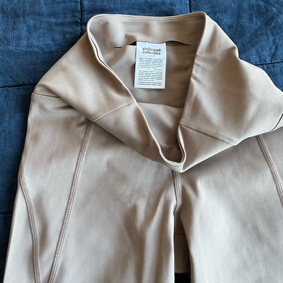 Girlfriend Collective High-Rise Bike Short Limestone - Picture 6 of 7